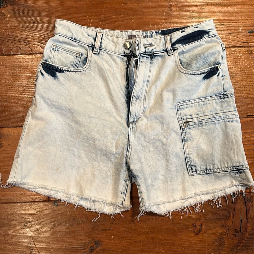 DL 1961 shorts, size 30